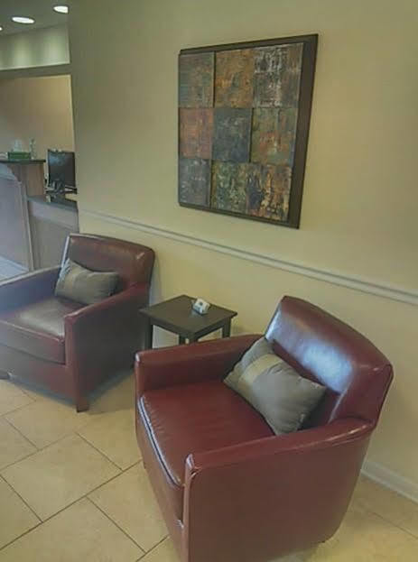 Days By Wyndham Nc Hotel